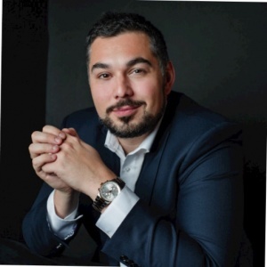Manager Anthony Taylor, Helping small and medium sized businesses hit their goals and focus their teams by using Aligned Strategy Development and strategic planning. Manager Anthony Taylor, Helping small and medium sized businesses hit their goals and focus their teams by using Aligned Strategy Development and strategic planning.