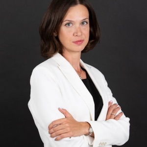 Rositsa Yancheva, Finance Geek and Fundraising Strategist