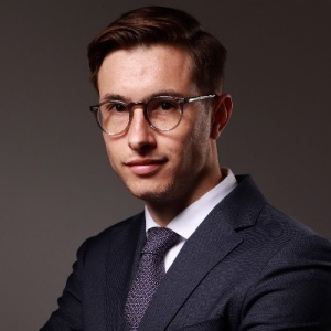 Guillaume PAS, Master's degree in Finance & Accounting with professional experiences in Corporate Finance (Private equity, M&A, Valuation)