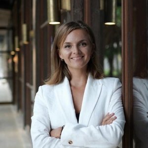 Oksana Babenka, Experienced Real Estate Investment Professional Oksana Babenka, Experienced Real Estate Investment Professional